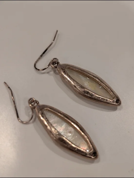 Elegant Faux Rose Gold Mother-of-Pearl Drop Elongated Earrings - Picture 2 of 2